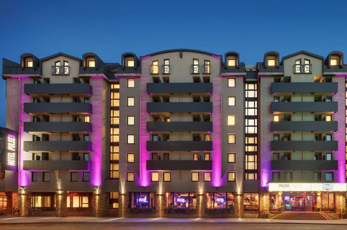 Hotel Pulse8