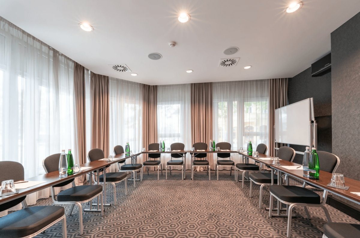 Hotel Pulse8